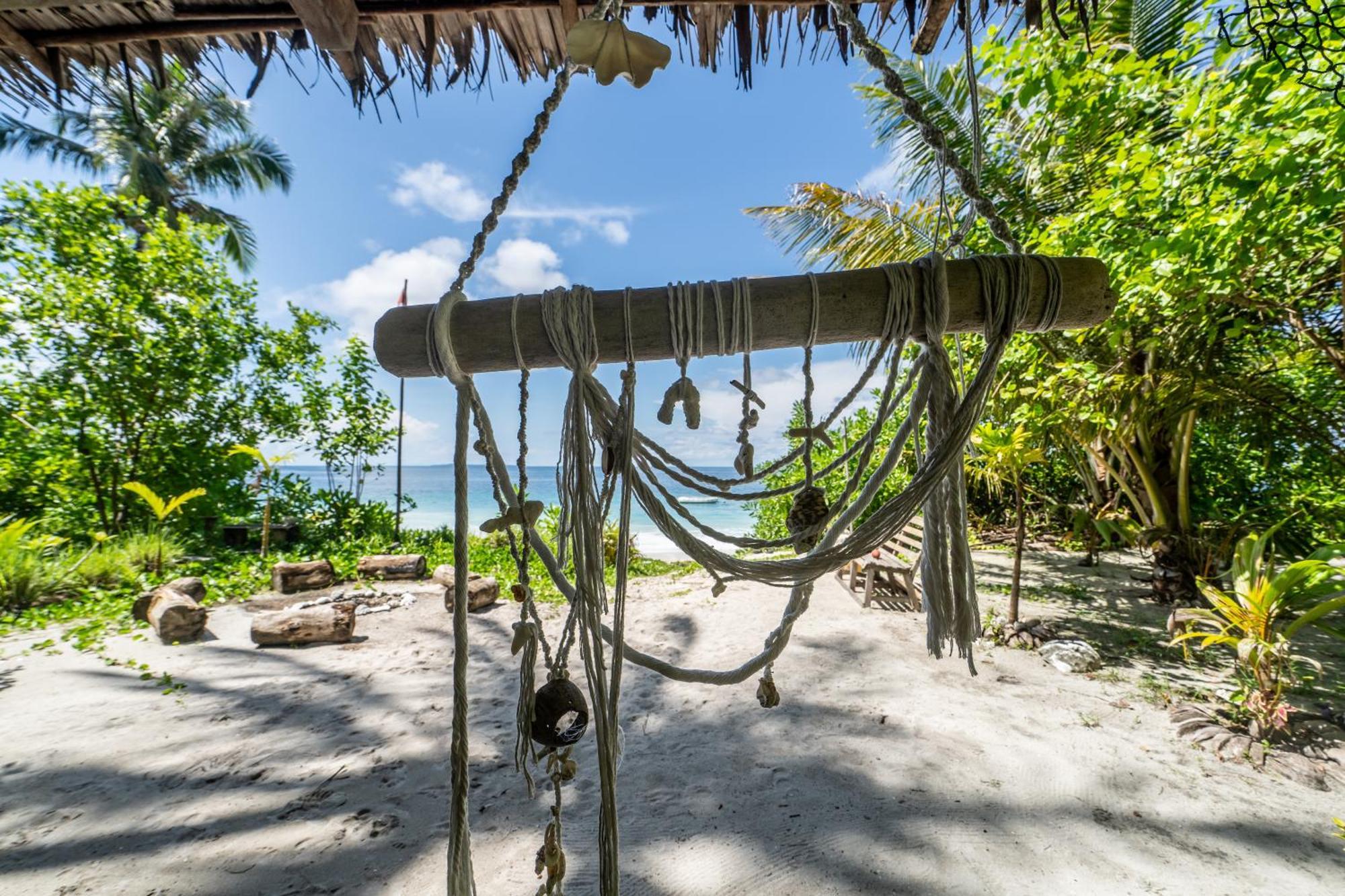 Pinang Island - Private Island Sea View Bungalows Singkil  Exterior photo